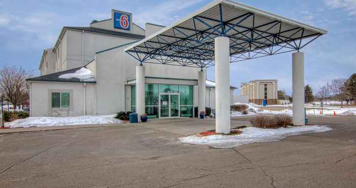 Lainnya Motel 6 Menomonie, WI