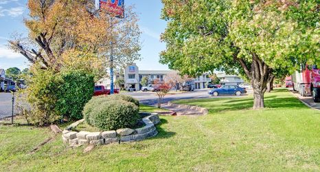 Others 2 Studio 6 Grand Prairie, TX