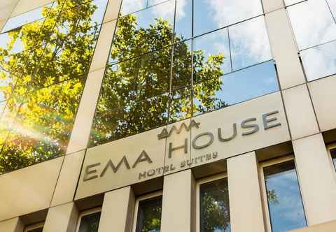 Lain-lain EMA House Hotel Suites