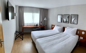 Khác 4 Ramada by Wyndham Valencia Almussafes