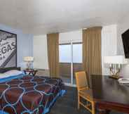 Others 7 Super 8 by Wyndham Las Vegas North Strip/Fremont St. Area