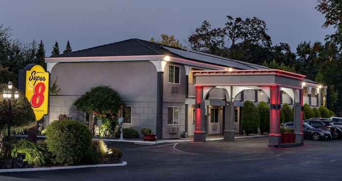 Others Super 8 by Wyndham Ukiah