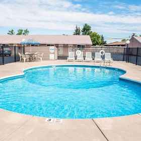 Primary image 1 Castle Inn & Suites, 나이아가라 글렌 자연 보호 구역 호텔