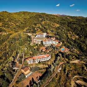 Primary image 1 Renaissance Tuscany Il Ciocco Resort & Spa, Khách sạn Massarosa