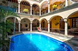 Hotel CasAntica, USD 186.45