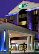 Imej utama Holiday Inn Express Hotel & Suites Chesapeake, an IHG Hotel