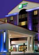 Imej utama Holiday Inn Express Hotel & Suites Chesapeake, an IHG Hotel