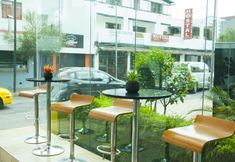 Khác 2 Hotel Embassy