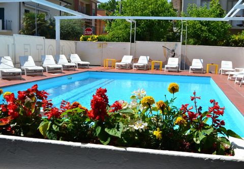 Others Hotel Apis