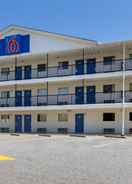 Imej utama Motel 6 Greenville, SC