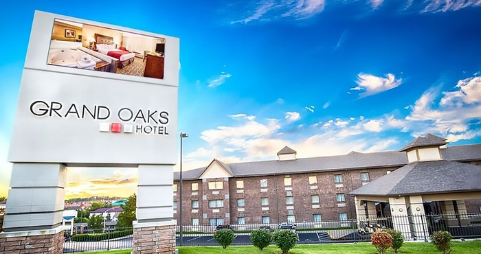 Khác Grand Oaks Hotel