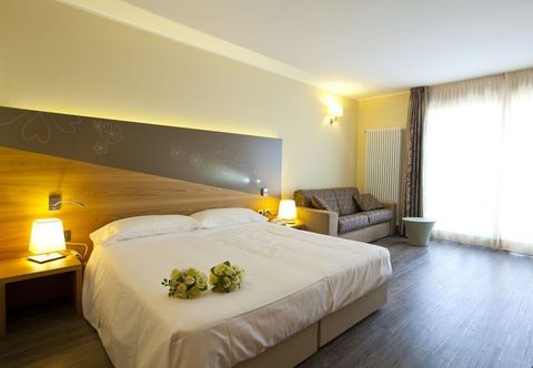 기타 Harmony Suite Hotel