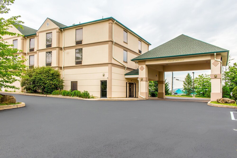 Imej utama Quality Inn Hackettstown - Long Valley