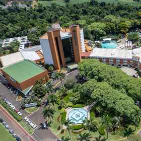 Primary image1伊瓜蘇瀑布波旁溫泉生態度假村,奥马尔·伊本·哈塔卜清真寺飯店