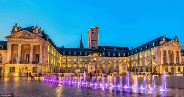 อื่นๆ Campanile Dijon Nord - Toison d'Or