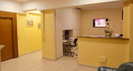 Others 2 Hotel Aurora