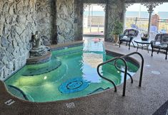 อื่นๆ 2 Boardwalk Plaza Hotel