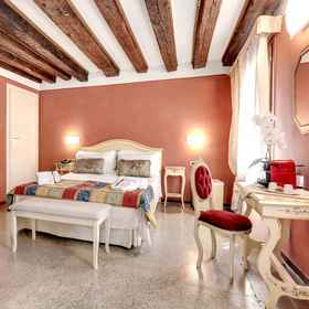 Primary image 1 Ca' Riza, Hotel Tronchetto Waterbus Stop