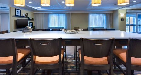 기타 2 Hampton Inn Waterbury