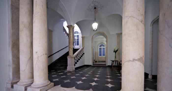 Lain-lain Palazzo Cicala