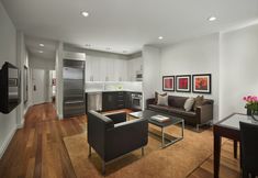 その他 3 AKA Times Square