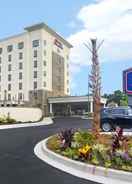 Imej utama Hampton Inn & Suites Charleston Airport