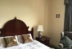 Others 4 Taunton Town House