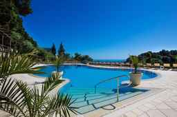 Hotel La Vega, USD 475.63