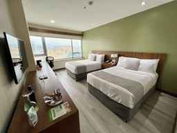 Wyndham Garden Guayaquil, SGD 163.00