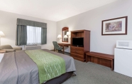 Others 5 Days Inn by Wyndham Pentwater