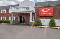 Lainnya Econo Lodge Inn & Suites Airport