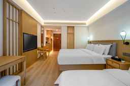 Pipaxi Hotel, THB 1,243.15