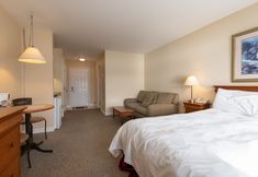 Others 4 GetAways At Haliburton Heights