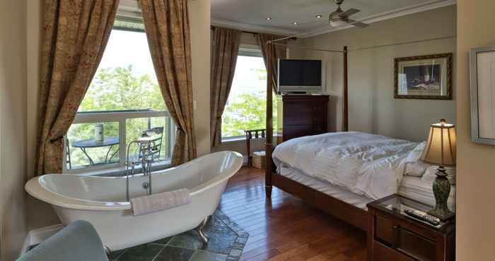 Lainnya Above The Beach Guest Suites