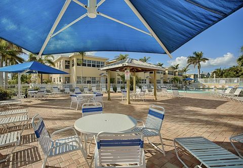 Others Barefoot Beach Resort