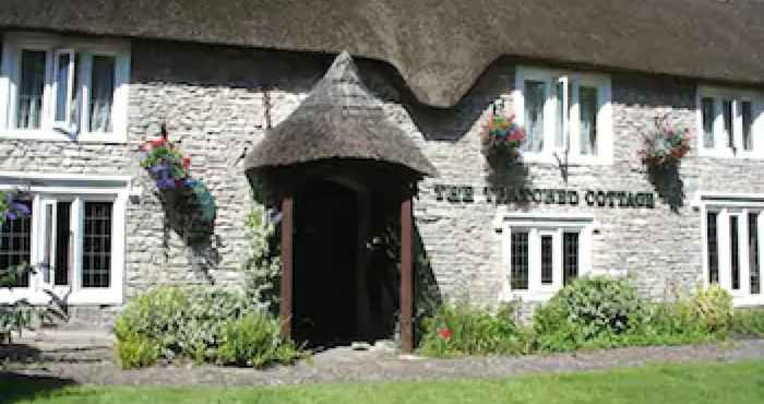 Lainnya The Thatched Cottage Inn