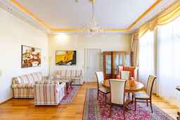Grandhotel Zvon, 3.719.328 VND
