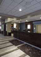 Lobby Hilton Garden Inn Des Moines West