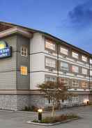 Primary image Days Inn & Suites by Wyndham Langley