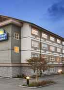 Primary image Days Inn & Suites by Wyndham Langley