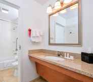 Others 6 TownePlace Suites Thousand Oaks Ventura County