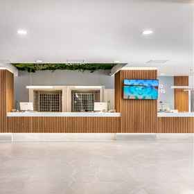 Reception 1 โรงแรมวิบรา เบเวอร์ลี่ พลายา, โรงแรม & ที่พัก Estellencs
