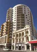 Imej utama Adina Apartment Hotel Perth - Barrack Plaza