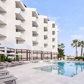 Primary image 1 Hotel Tres Torres, Khách sạn Estellencs