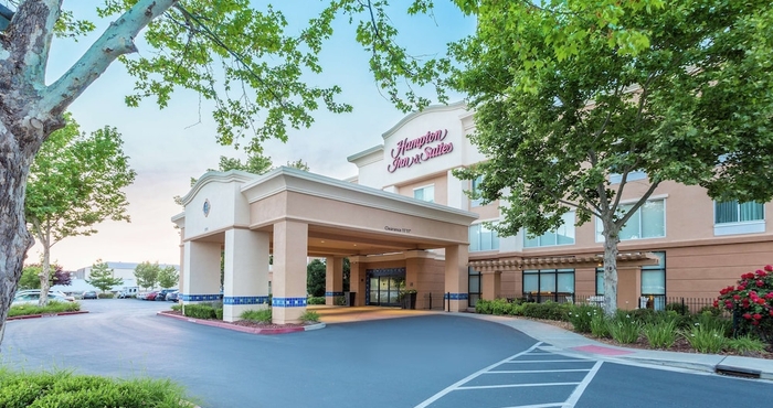 Khác Hampton Inn & Suites Yuba City