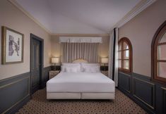 Lain-lain 7 Eugenia de Montijo, Autograph Collection