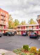 Primary image Econo Lodge Portland City Center