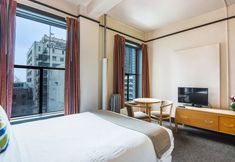 Lainnya 7 The Moore Hotel