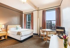 Lainnya 5 The Moore Hotel