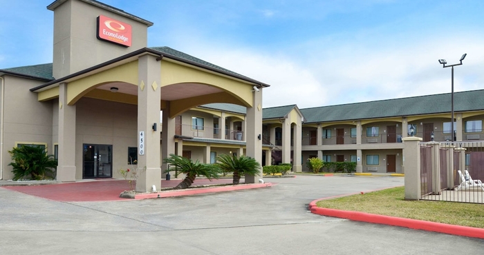 Khác Econo Lodge Inn & Suites Port Arthur near Sabine Pass